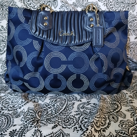 Coach bag - Picture 1 of 3